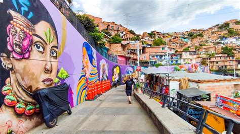 comuna 13 graffiti tour|Medellin: Comuna 13 History & Graffiti Tour with Cable Car.